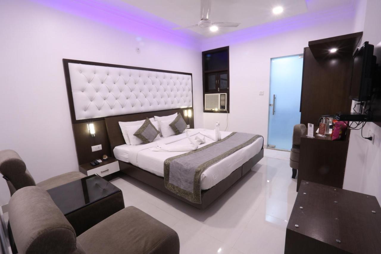 Hotel Surya International Delhi  Ngoại thất bức ảnh